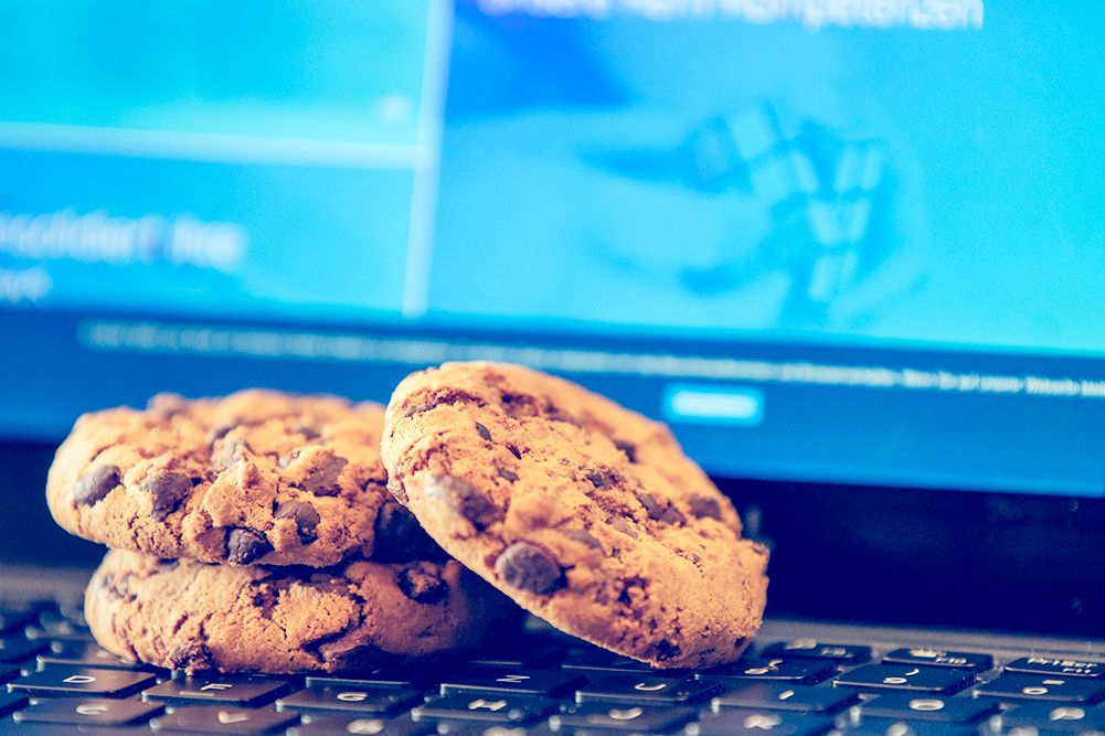 Cookies auf einem Laptop